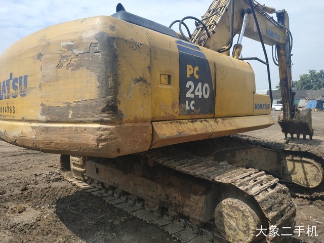 小松 PC220-7 挖掘机