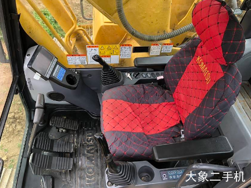 小松 PC200-8N1 挖掘机