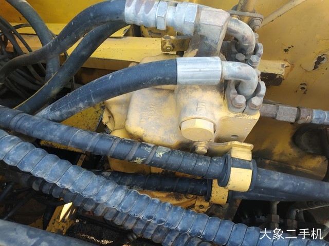 小松 PC220-8 挖掘机