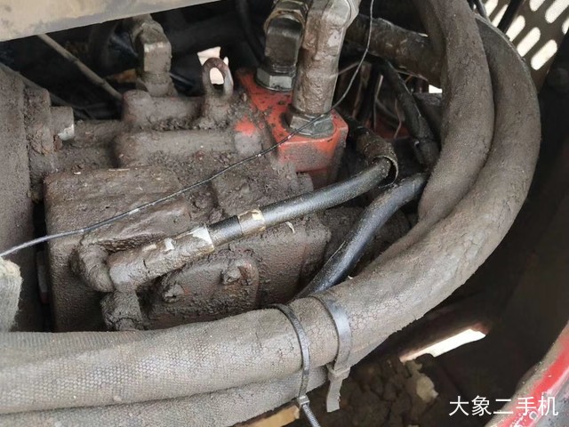 竹内 75 挖掘机