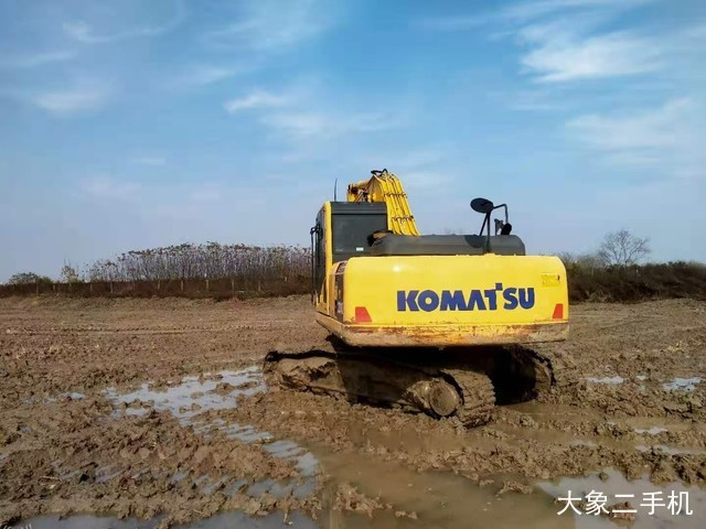 小松 PC200-8M0 挖掘机