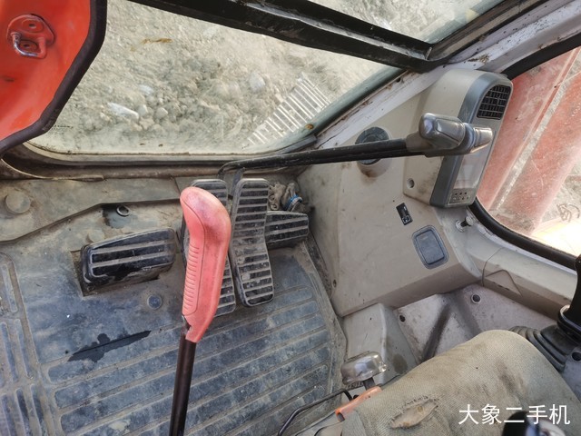 斗山 DH220-7 挖掘机