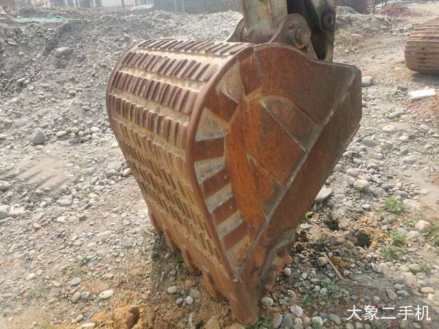 神钢 SK250LC-8 挖掘机