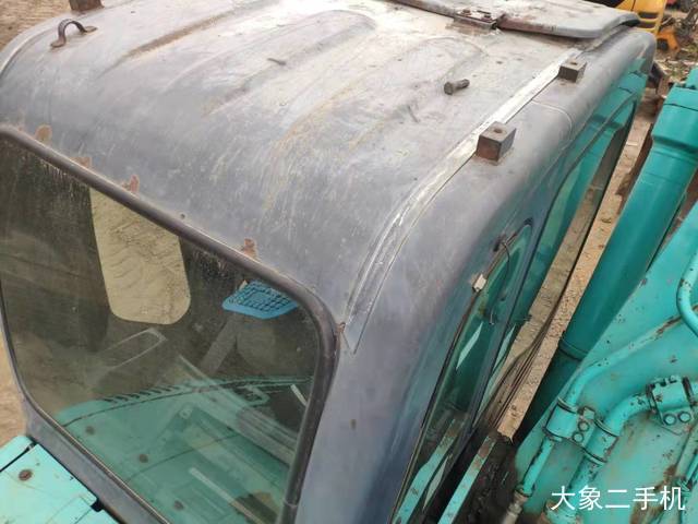 神钢 SK260LC-8 挖掘机