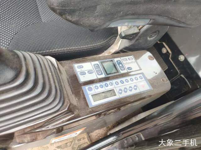 三一重工 SY135C-9 挖掘机