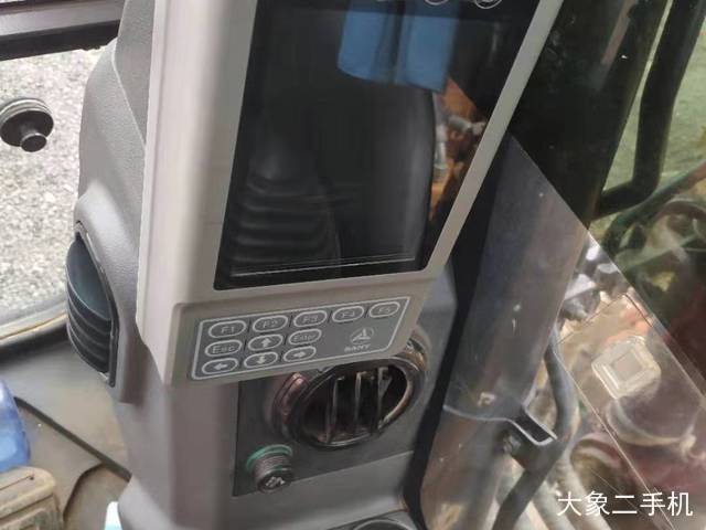 三一重工 SY115C-9 挖掘机