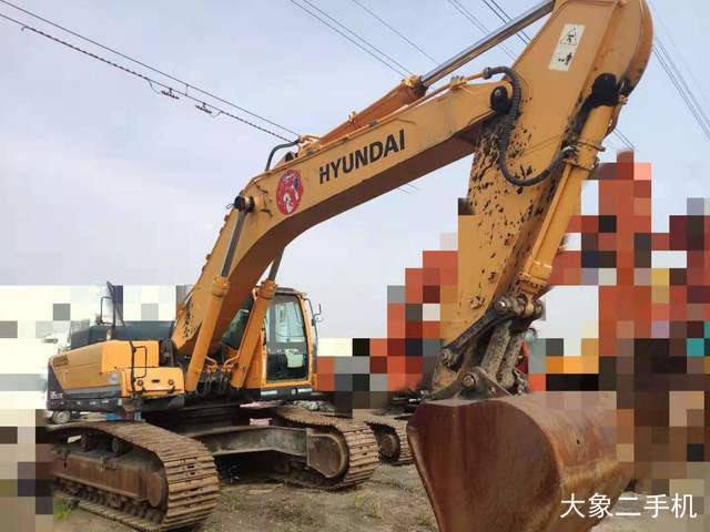 现代 R385LC-9T 挖掘机