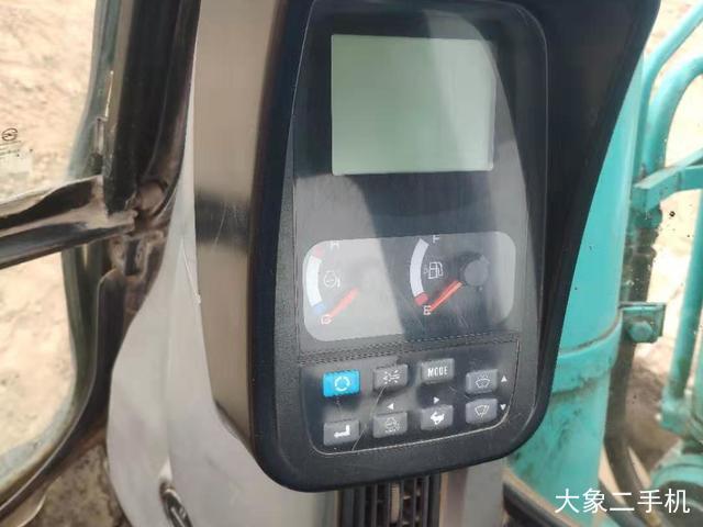 神钢 SK260LC-8 挖掘机