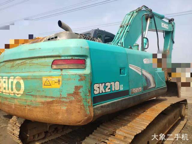 神钢 SK210LC-8 挖掘机