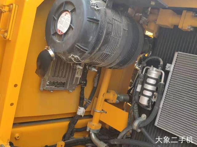 龙工 LG6150 挖掘机