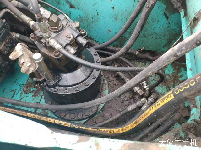 神钢 SK260LC-8 挖掘机