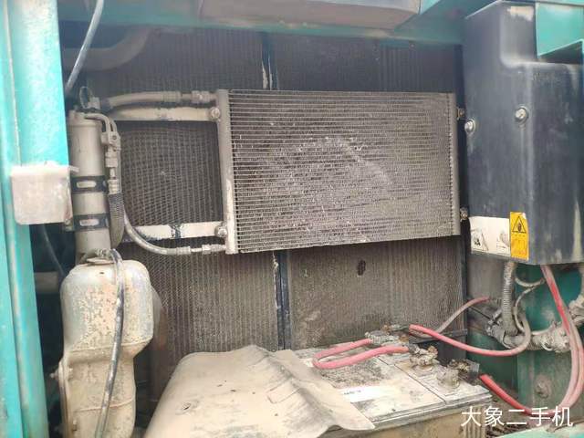 神钢 SK260LC-8 挖掘机