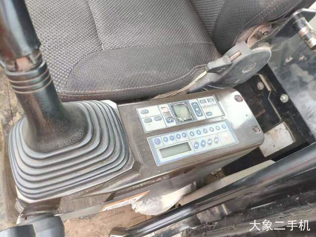 三一重工 SY135C-9 挖掘机