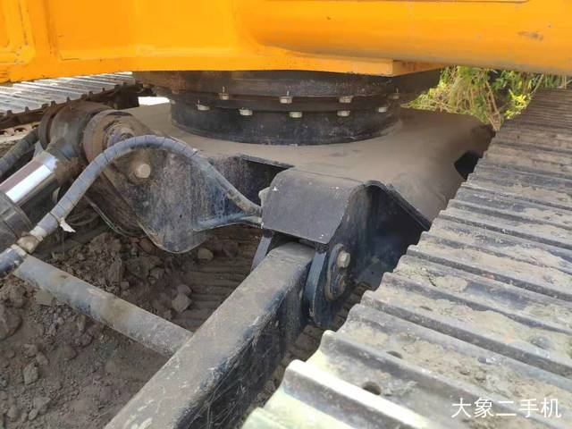 龙工 LG6060 挖掘机