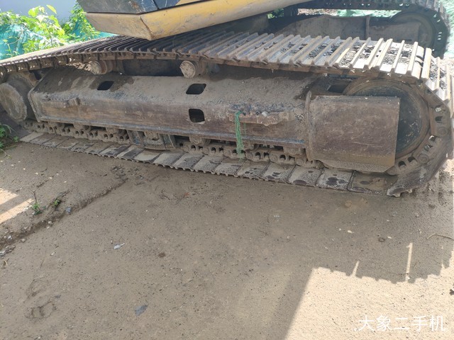 柳工 CLG200-3 挖掘机