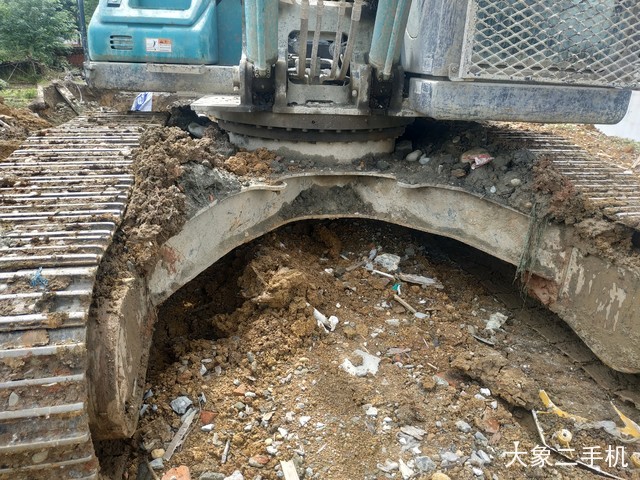 神钢 SK260LC-10 挖掘机