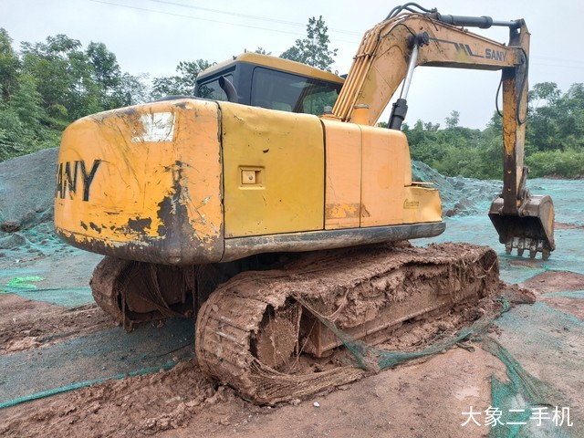 三一重工 SY135C 挖掘机