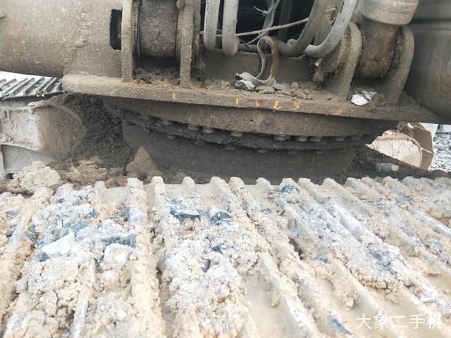 小松 PC200-8 挖掘机