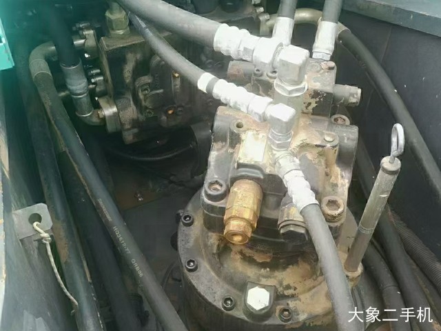 神钢 SK210LC-10 挖掘机