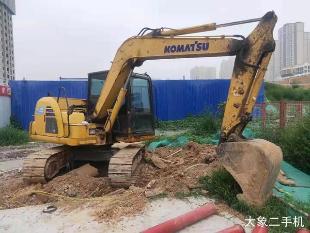 小松 PC70-8 挖掘机