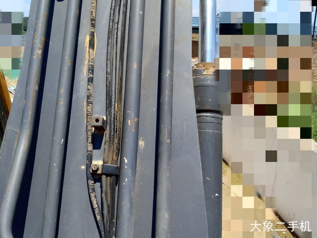 沃尔沃 EC210B 挖掘机