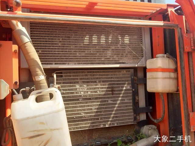 斗山 DH215-9 挖掘机