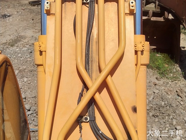 现代 R275LC-9T 挖掘机