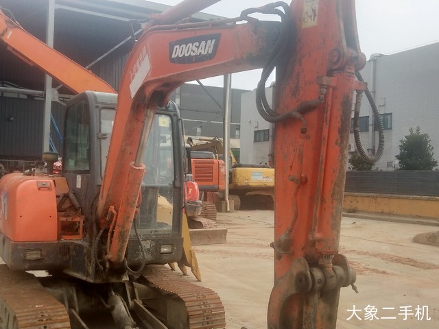 斗山 DH60-7 挖掘机