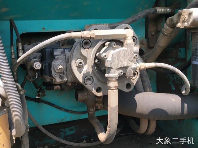 神钢 SK350LC-8 挖掘机