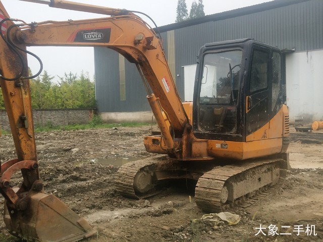 雷沃重工 FR65V8 挖掘机