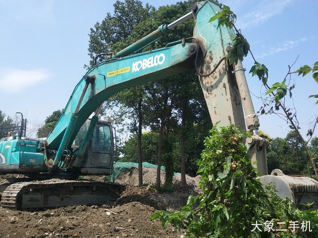 神钢 SK350LC-8 挖掘机