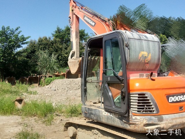 斗山 DX60-9 挖掘机