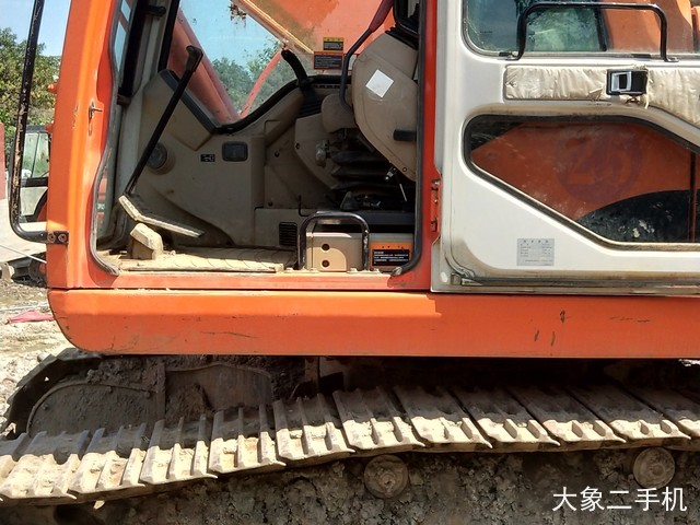 斗山 DH215-9 挖掘机