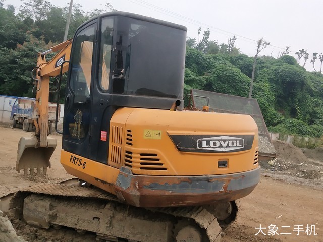 雷沃重工 FR65-7 挖掘机