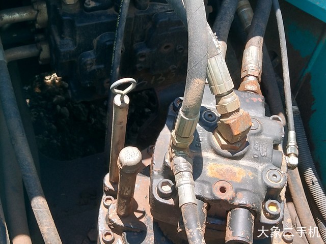 神钢 SK260LC-8 挖掘机