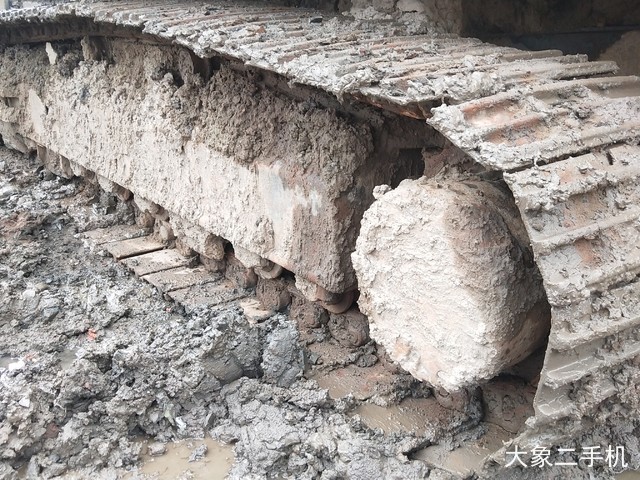 小松 PW220-7 挖掘机