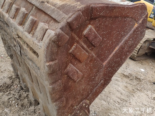 小松 PC300-7 挖掘机