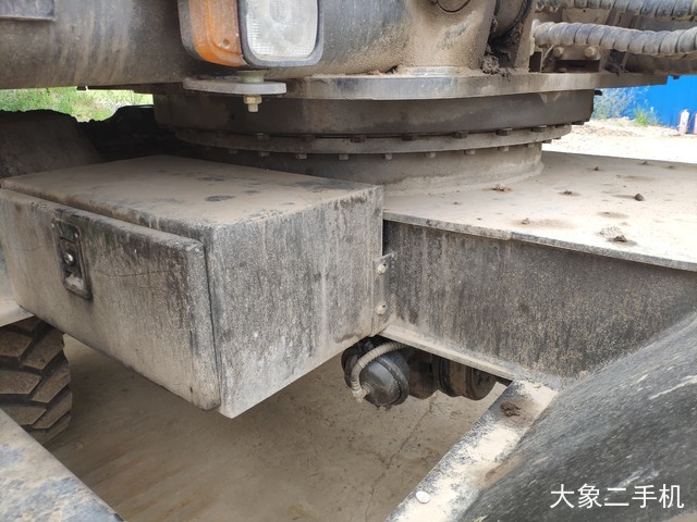 劲工 JG-130S 挖掘机