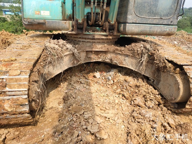 神钢 SK260LC-8 挖掘机