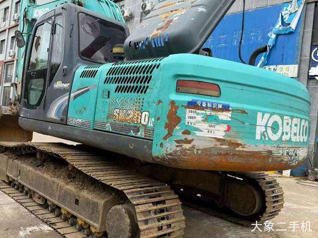 神钢 SK210 挖掘机