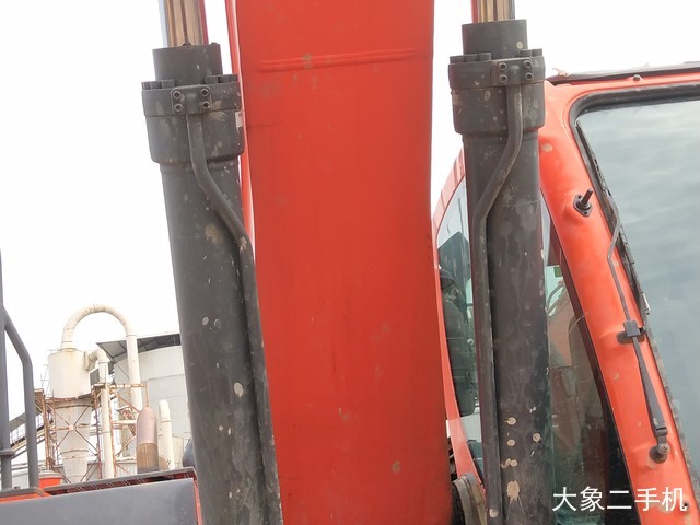 斗山 DX260LC-9C 挖掘机