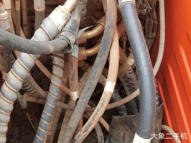 斗山 DX75 挖掘机