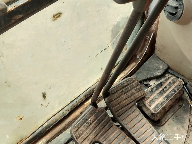 斗山 DH220-5 挖掘机