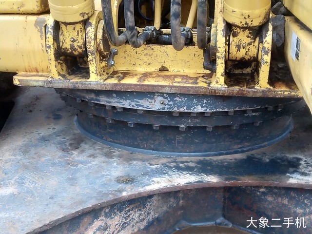 小松 PC240LC-8 挖掘机