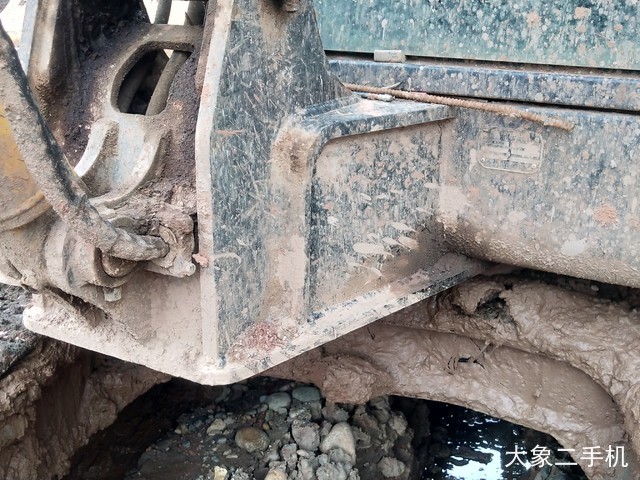 现代 R60-7 挖掘机