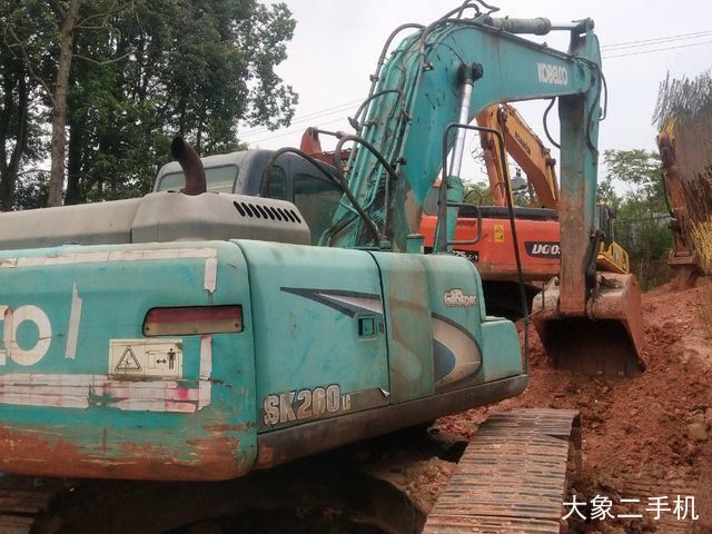 神钢 SK250-6E 挖掘机