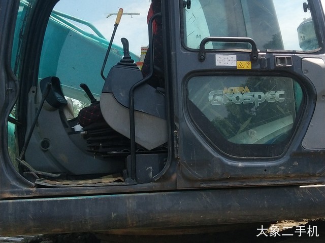 神钢 SK350LC-8 挖掘机