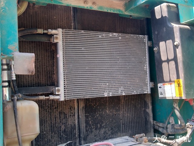 神钢 SK260LC-8 挖掘机