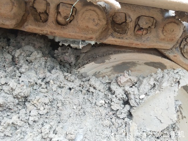 小松 PC240LC-8 挖掘机