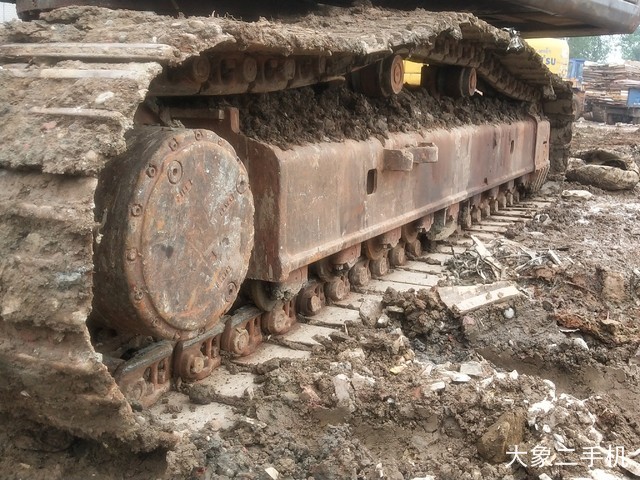 神钢 SK250-6E 挖掘机